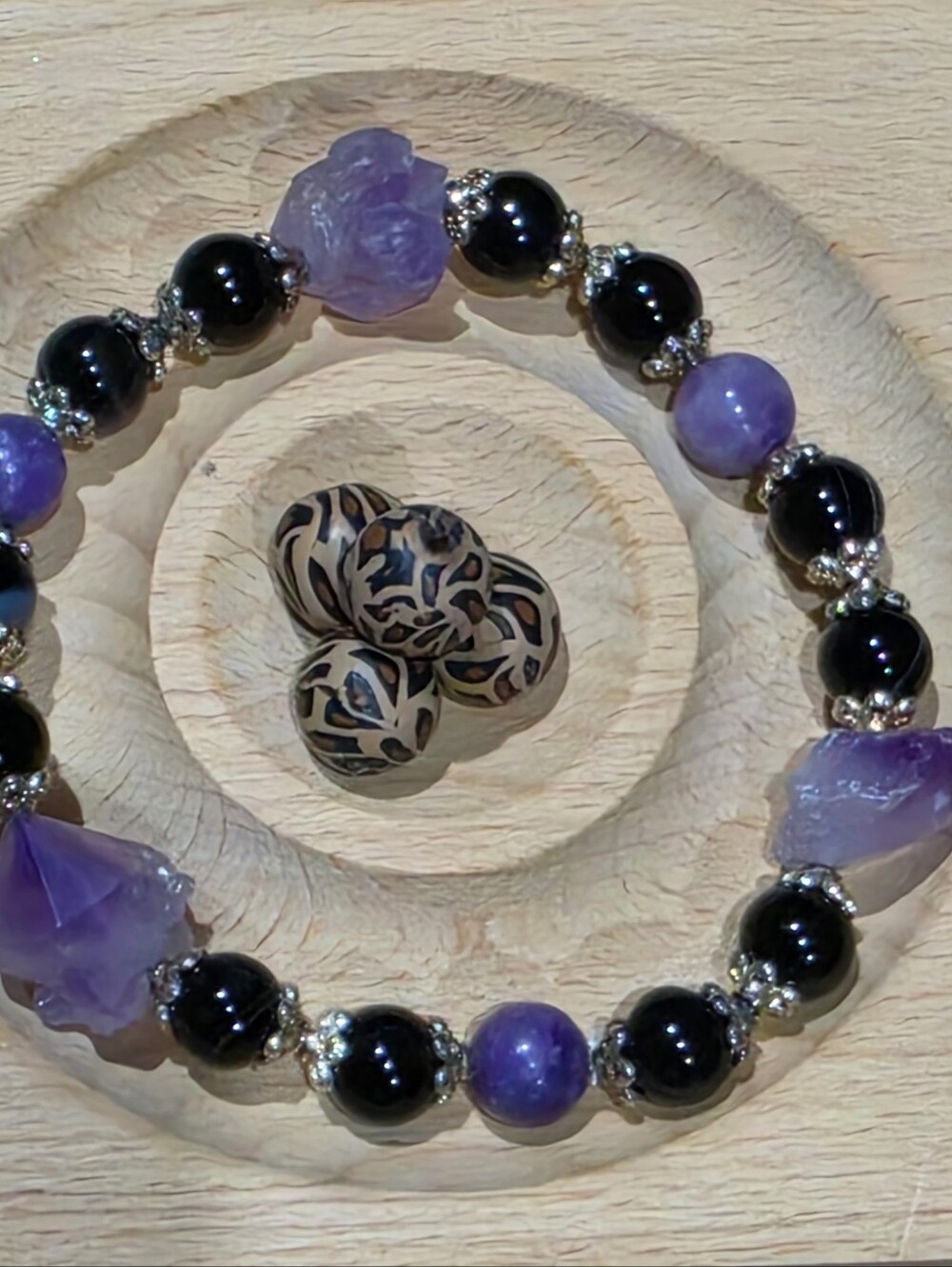 🔥Natural Black Lace Agate, Purple Mica And Amethyst Crystal Bead Bracelet.